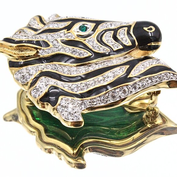 Splendid Swarovski Signed Zebra Head Gold Tone Encrusted Crystal Brooch - Picture 2 of 10